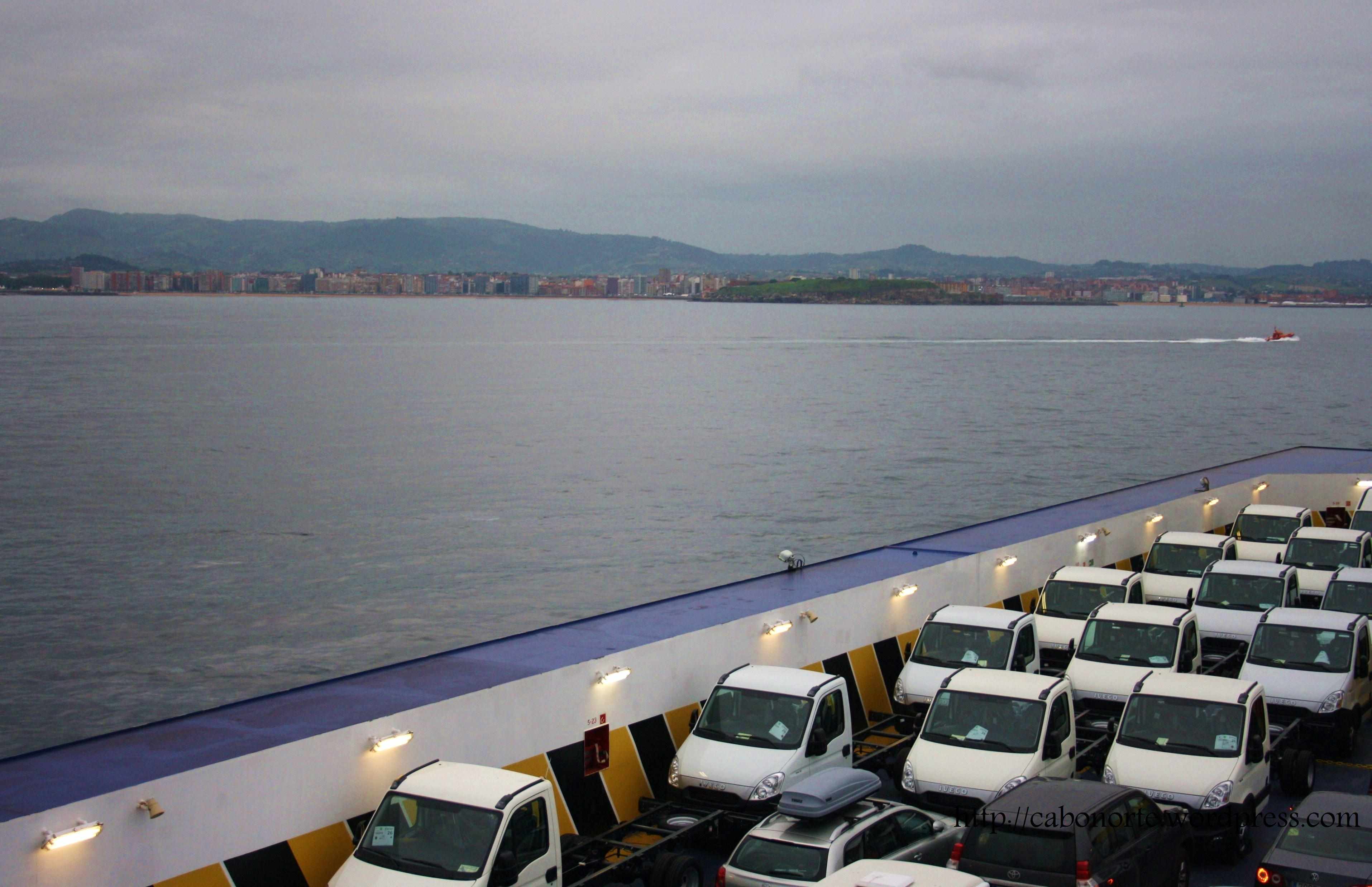 Gijón desde el ferry